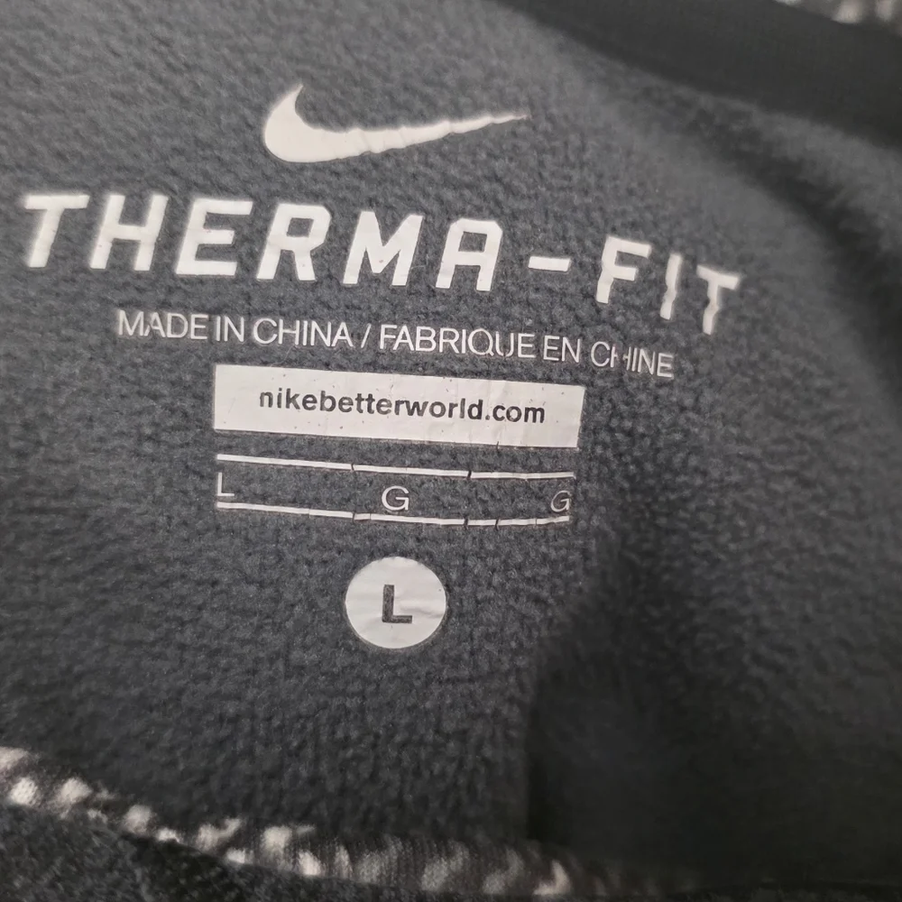 Nike Therma Fit Hoodie Dark Grey Volt Green Swoosh Size L
